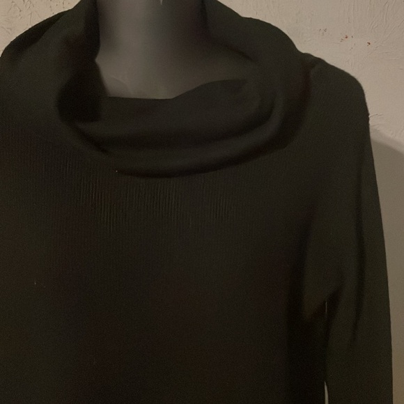 Medium Cyrus black long sleeve cowl neck knit sweater - Picture 6 of 16